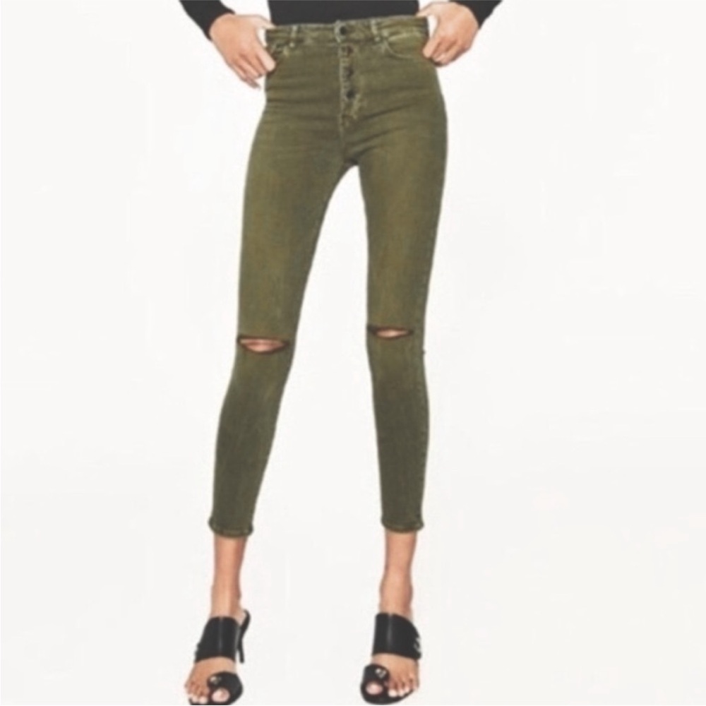 Zara | Women’s Olive Green Premium Collection Skinny Jeans.  Ripped knees, Sz 8